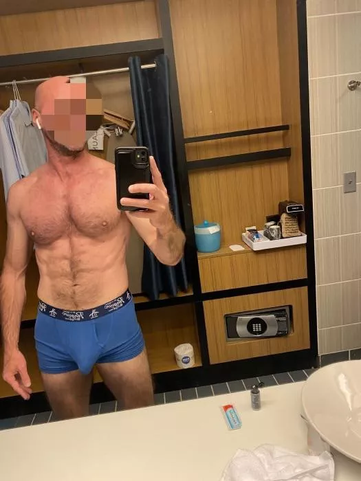 41 and I’m fucking packing 🍆 posted by BWC_MFM_Chicago