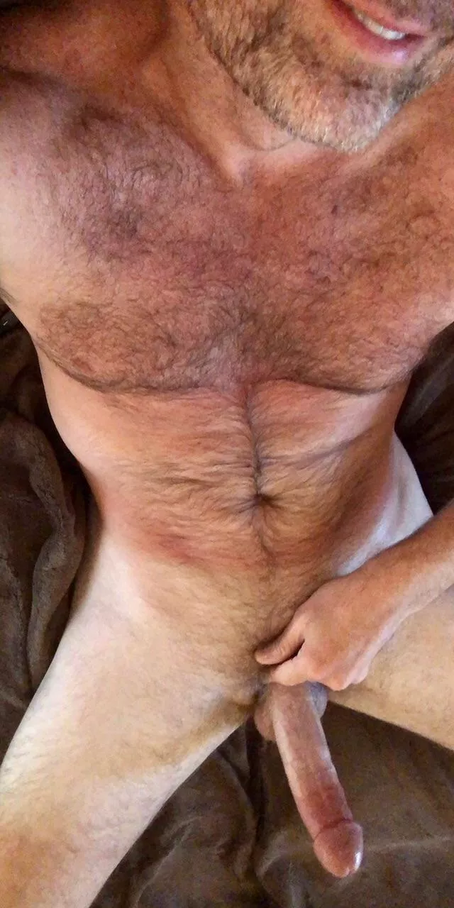 6ft5 and covered in hair posted by ineveningair