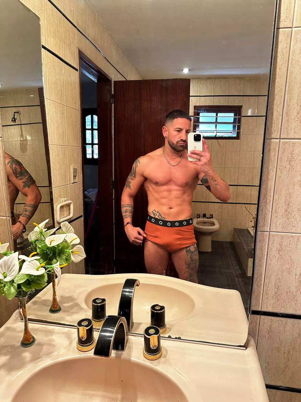 a very tempting color posted by The_Wolf-22