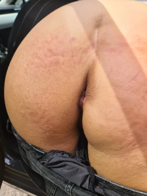 After sitting on the beach.. mommy bends over for you in her car by ambercatb8