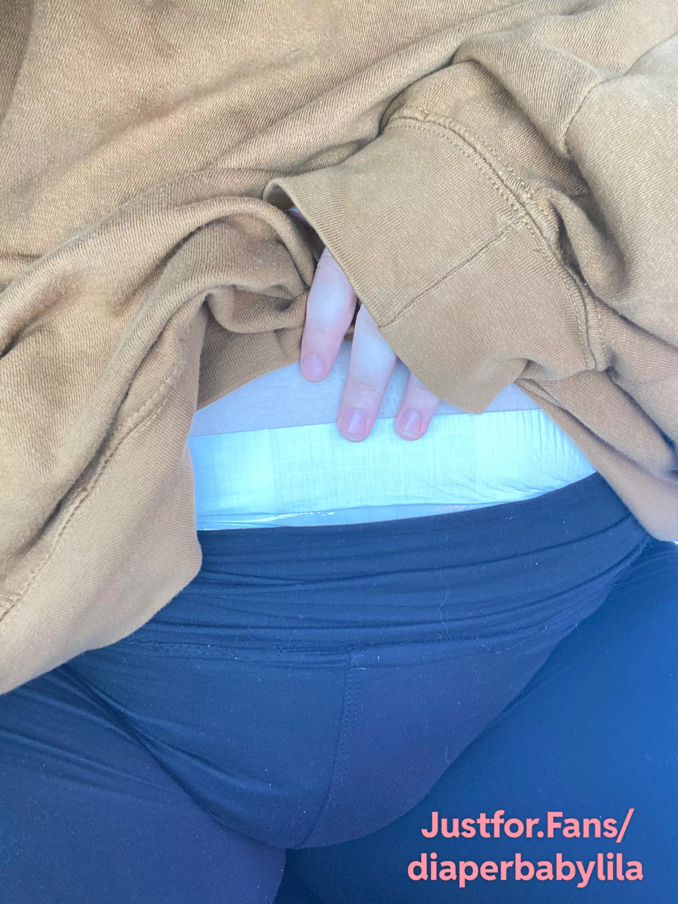 Diaper check! posted by thediaperbabylila