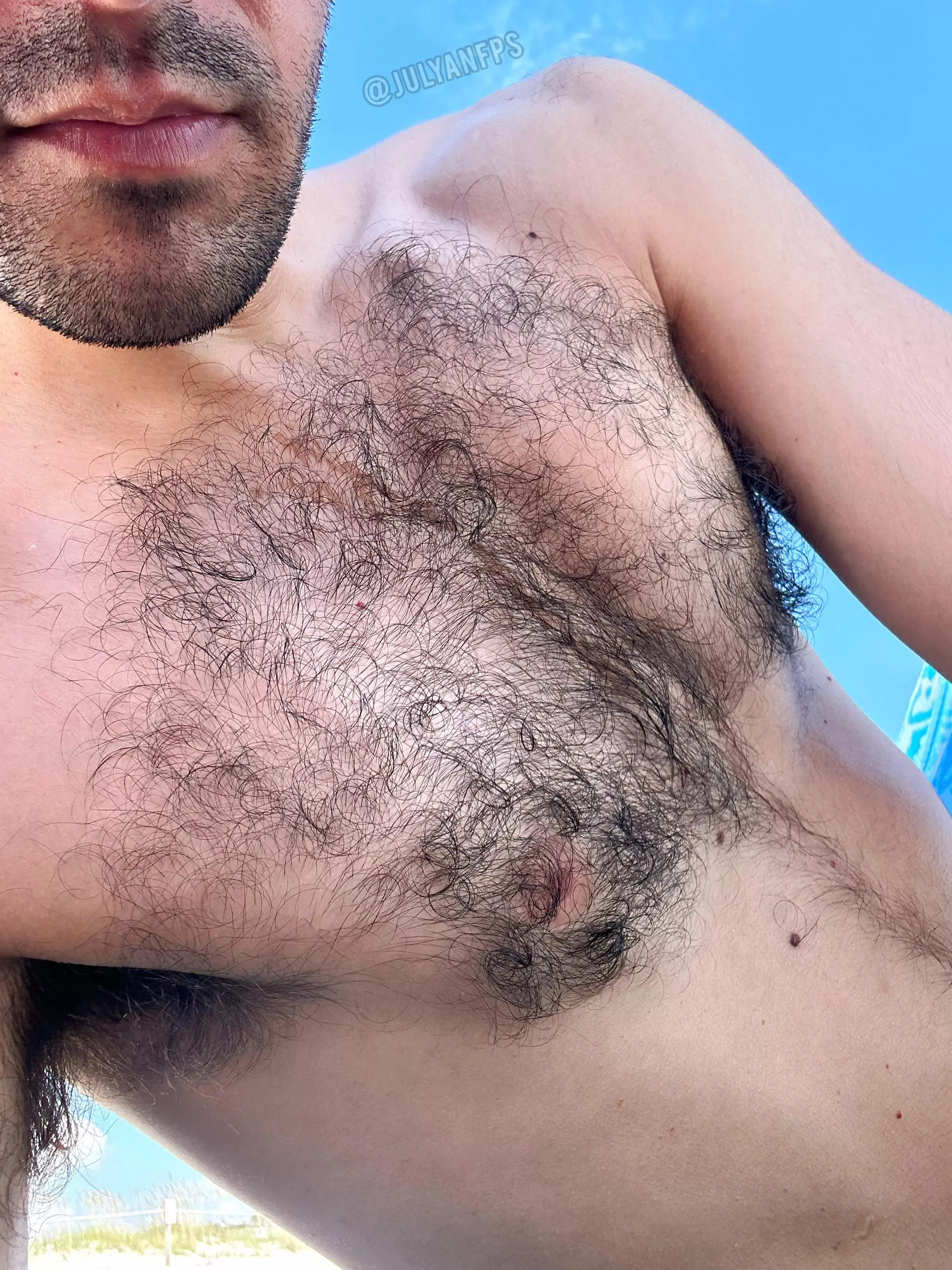 Didn’t realize how much my hair curls til I let it grow out 😅 posted by julyanfps