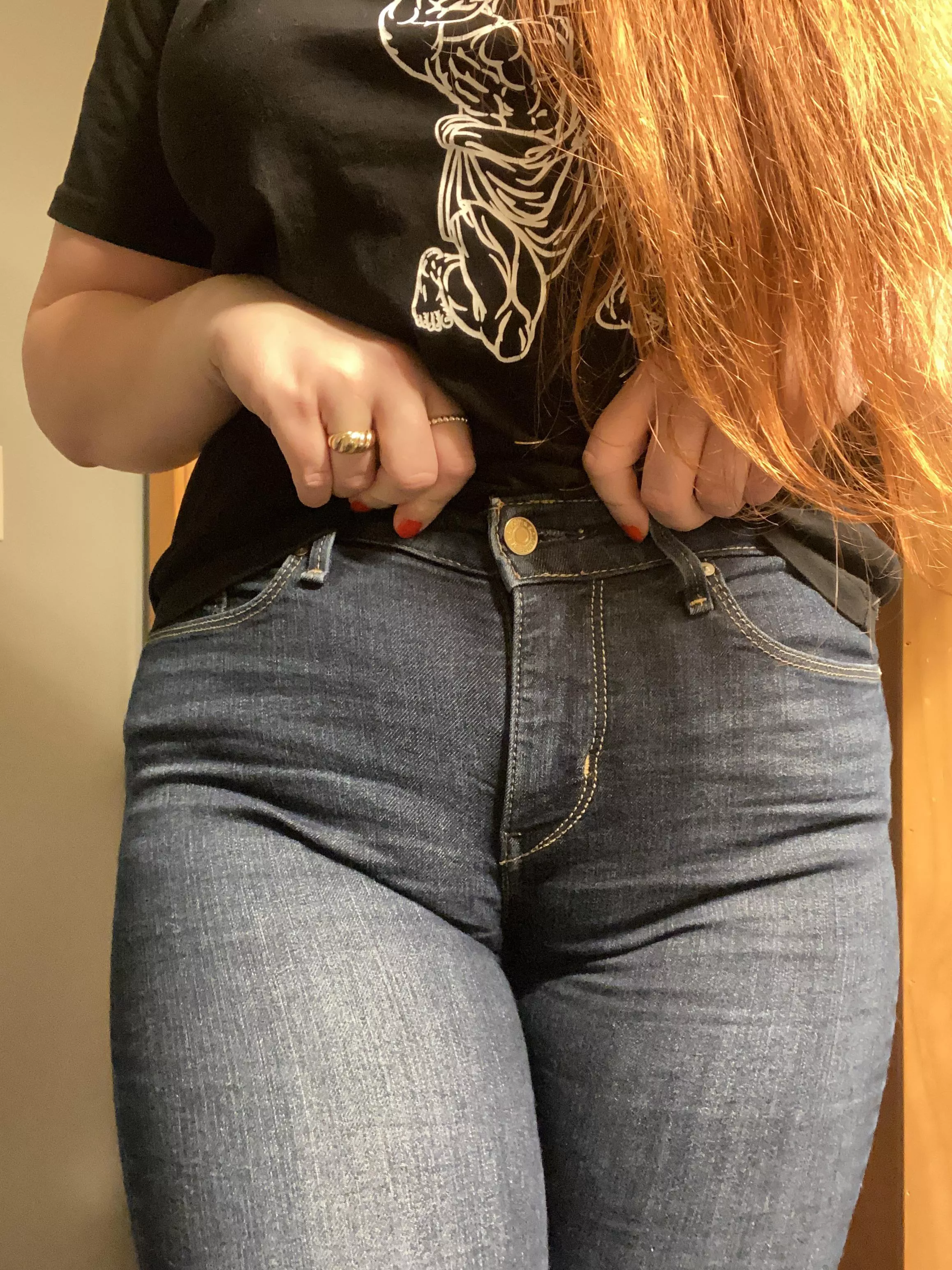 I get a cameltoe in my jeans too! posted by Cosmonaughtie_