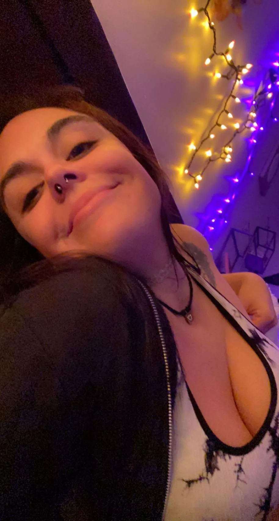 I know you curious. posted by bangbangreign21