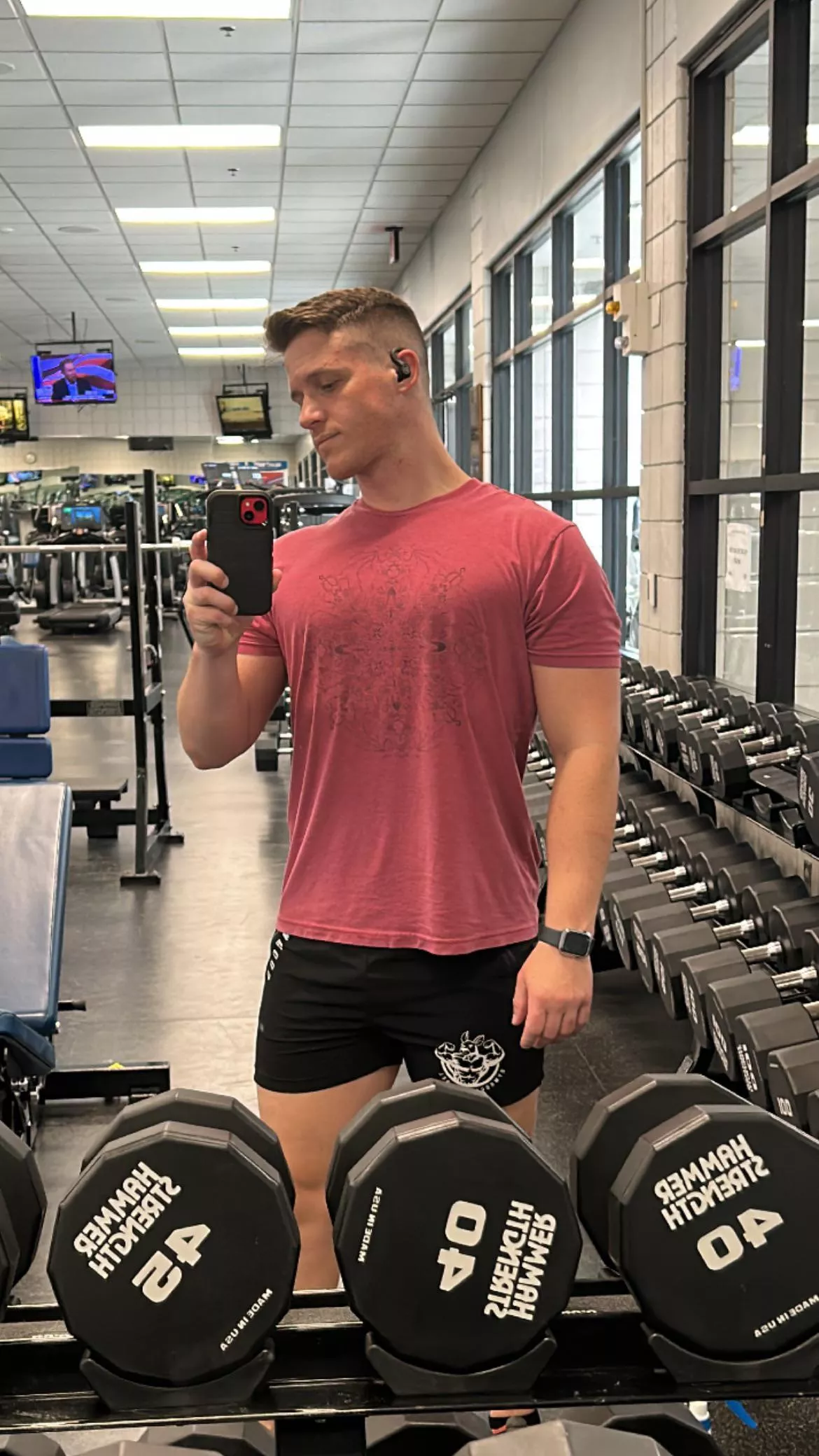 I look forward to Friday workouts the most because the gym is always empty 🤗 posted by ConflictBoB