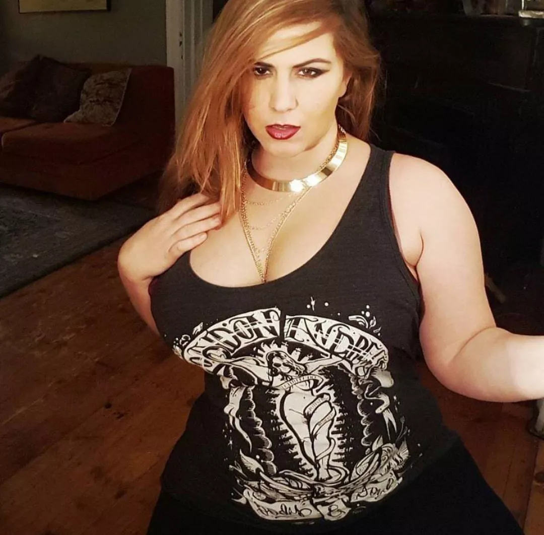 London Andrews posted by evenflow_2991