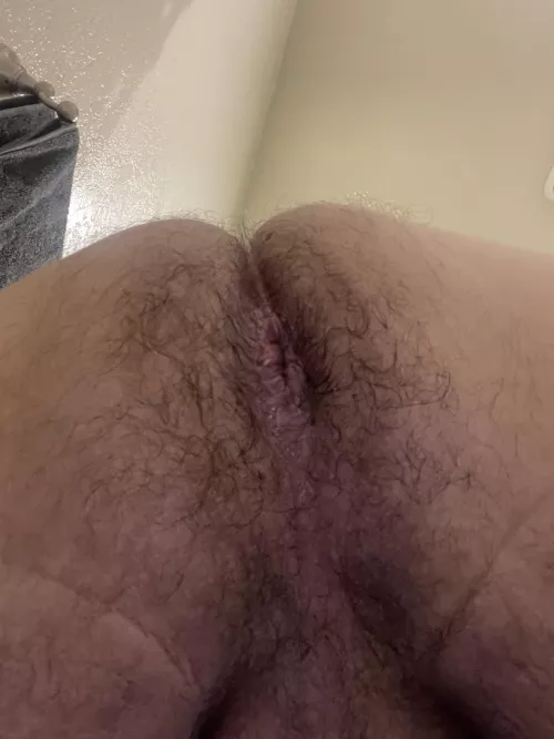 My hole needs a drink by Mercer_cruz