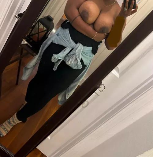 Really craving some womanly attention by Visual-221