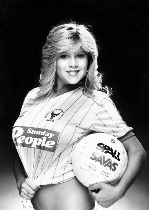 Samantha Fox 80's. Oxford United, who knew? by MugPuntertoo