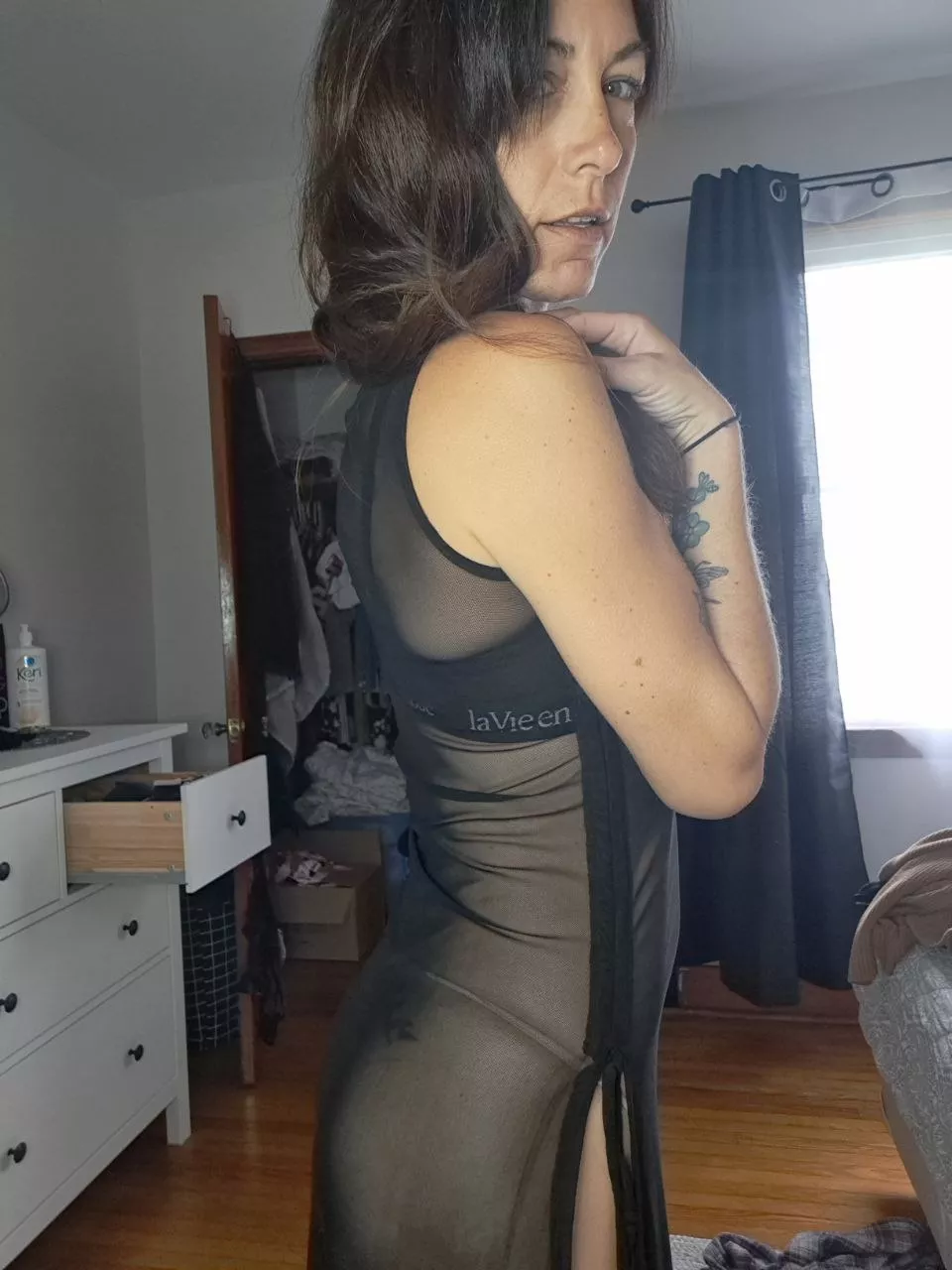 Wifey or one night stand... i can't decide ;) posted by Violet_baddie