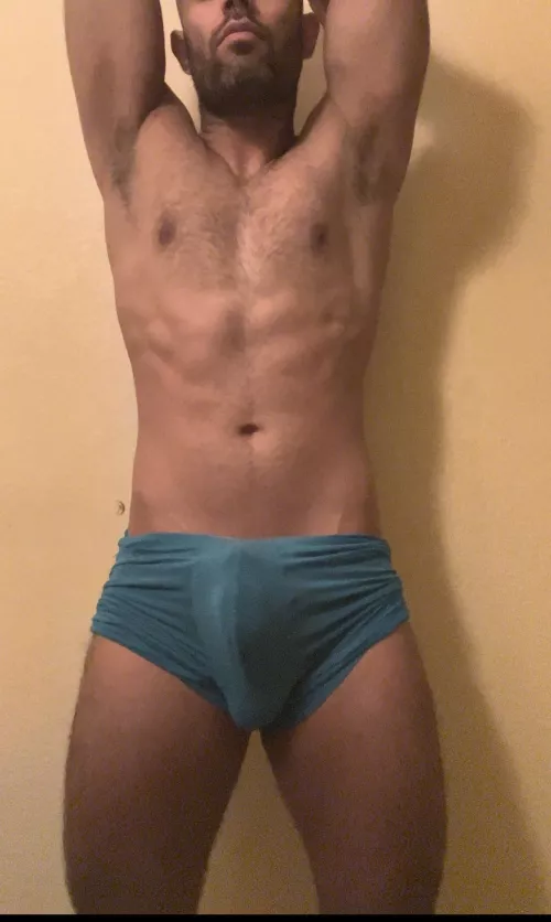 29 Male Las Vegas Local experienced bull looking for this weekend for a sexy Hotwife by CobraSlushi