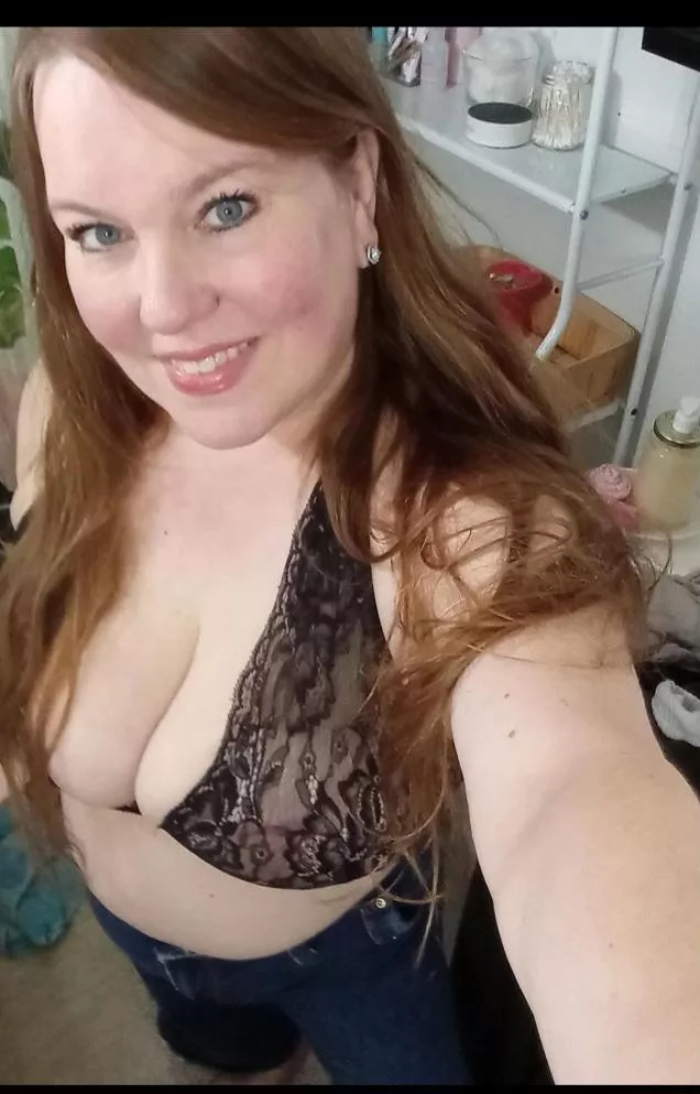 52F)bra & jeans posted by LonelyChubbah