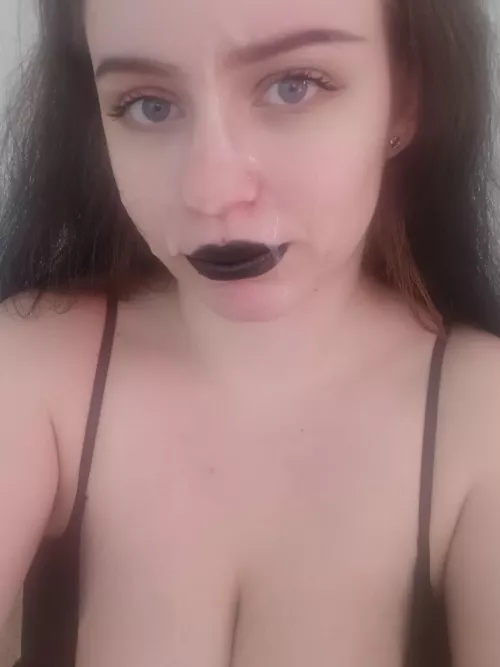 He said I'm the best roommate for letting him empty his load all over. by lilithcrossbones