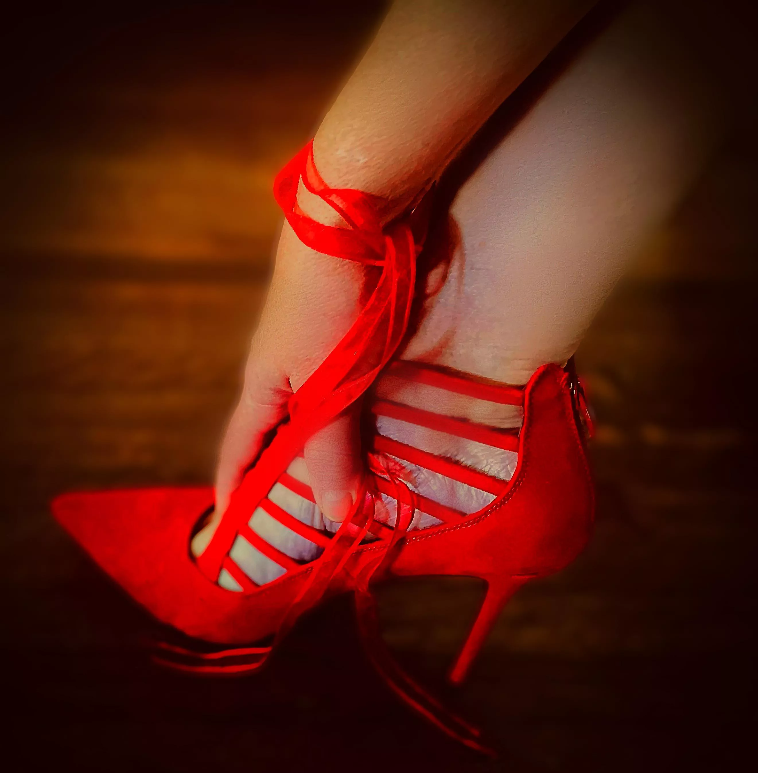 I can tie you down with these. posted by GwenGoodell