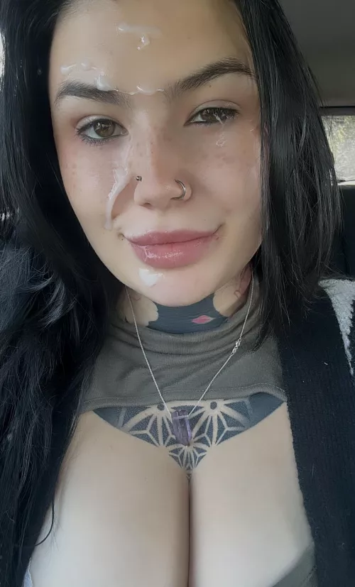 I look good with a facial by Sub-Doxy