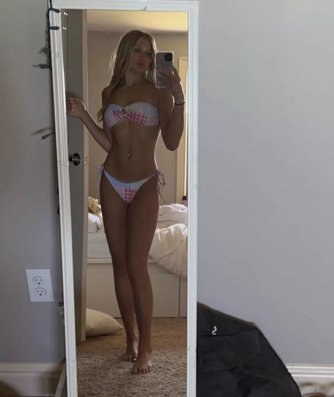 IUTR can’t get enough of college girls posted by dirtytalker1623