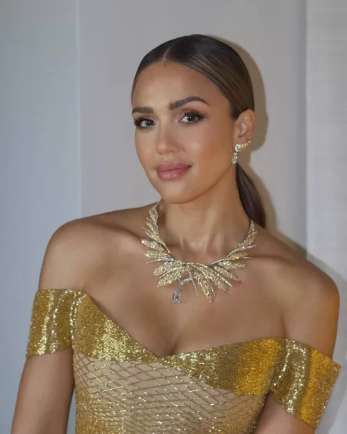 Jessica Alba by OhNoWhatHappenedNow