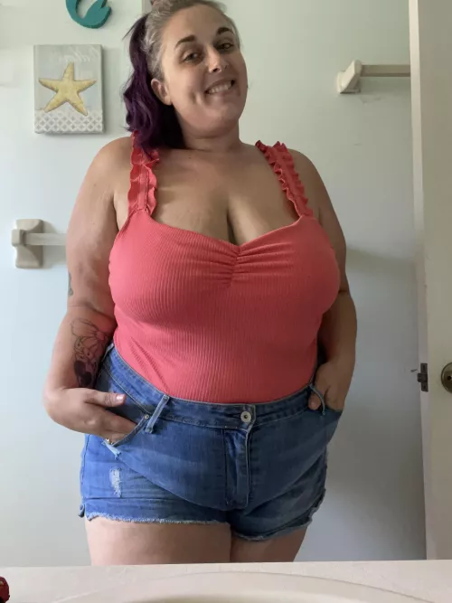 Just wanted to show off my outfit 🥰 by titzntequila