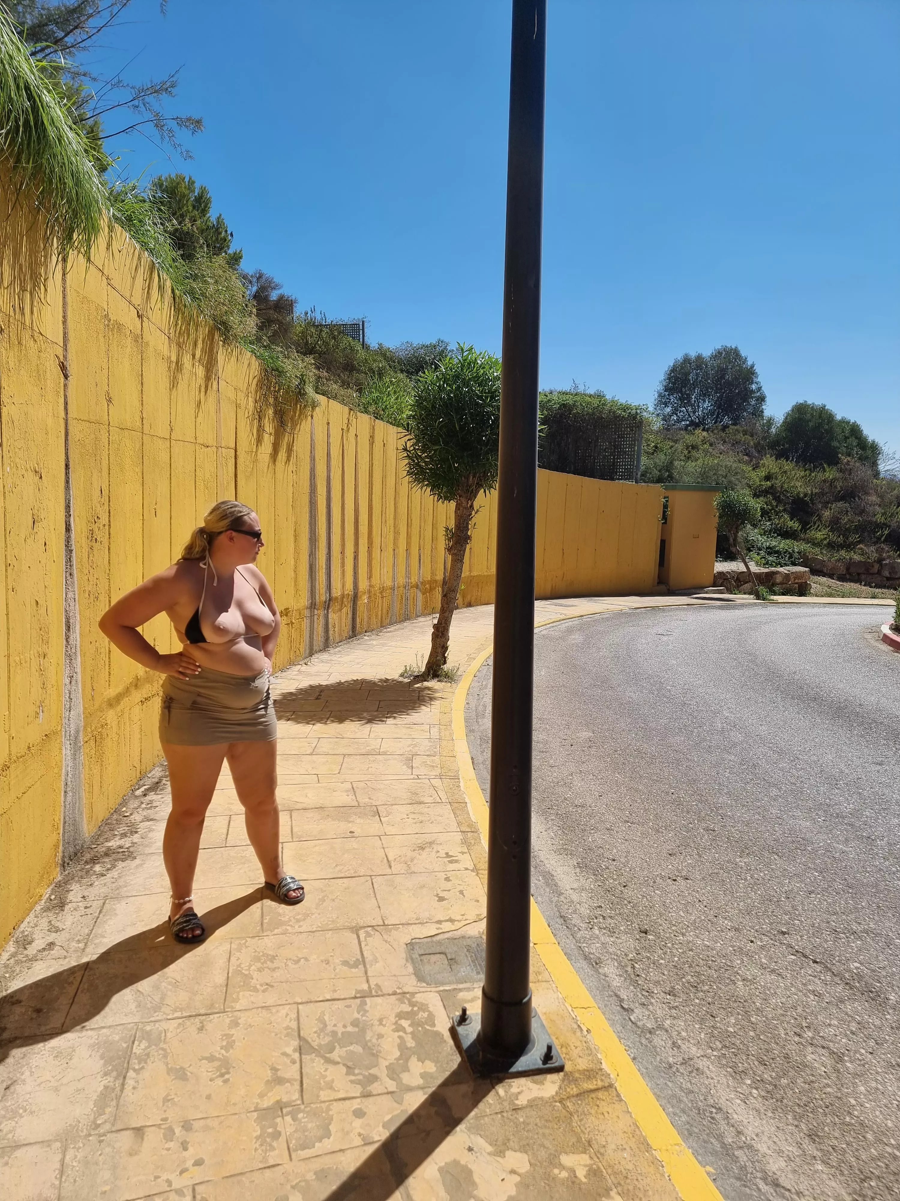 Love hanging around street corners 😏 posted by TinkTheGoddess