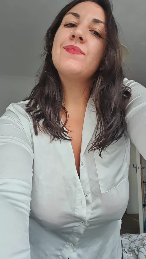 One thing that I do once I get home is to remove my bra 🙈 by Aria_deme