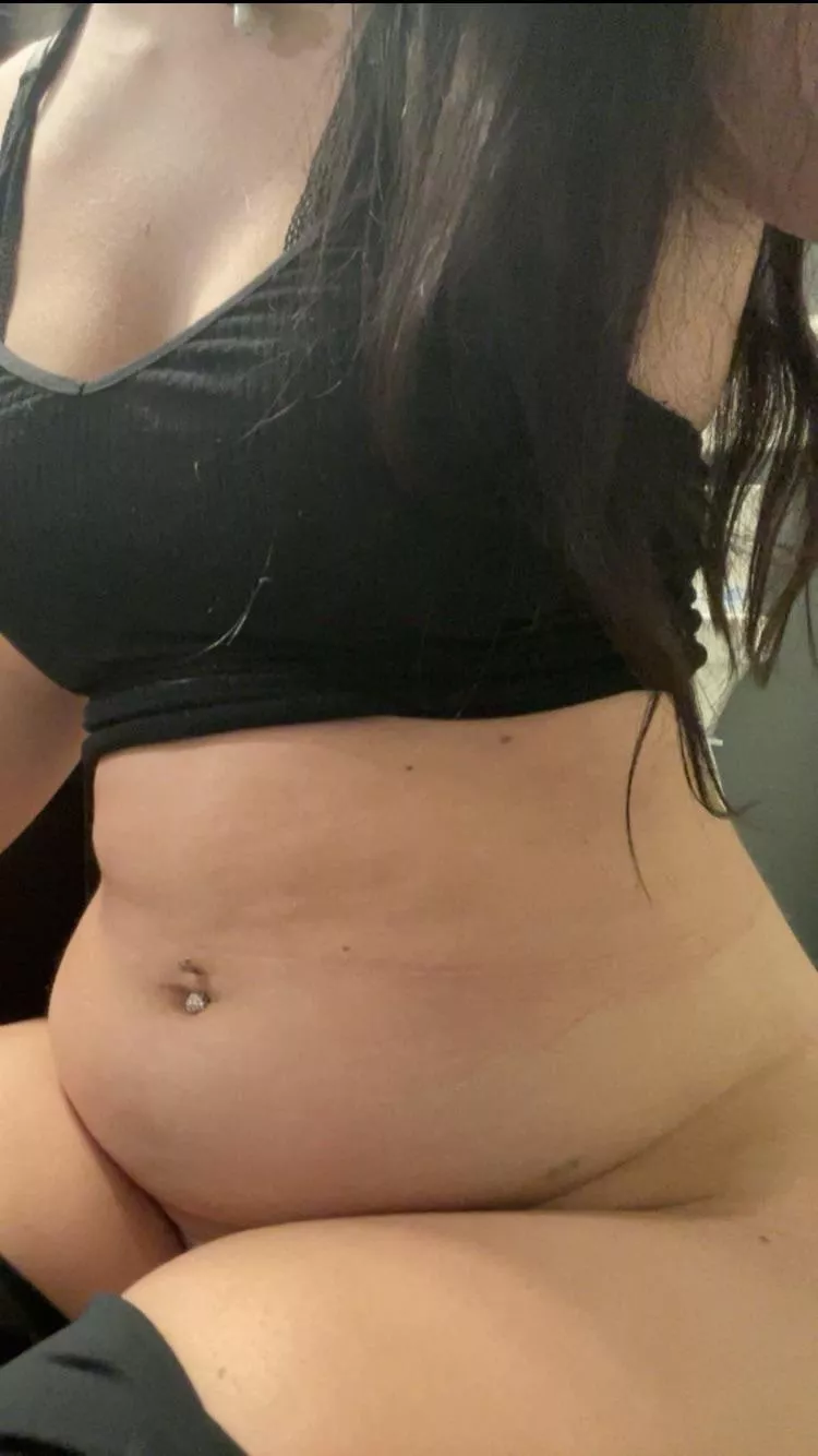 Play with my belly 😋 posted by Spirited_Tangerine54