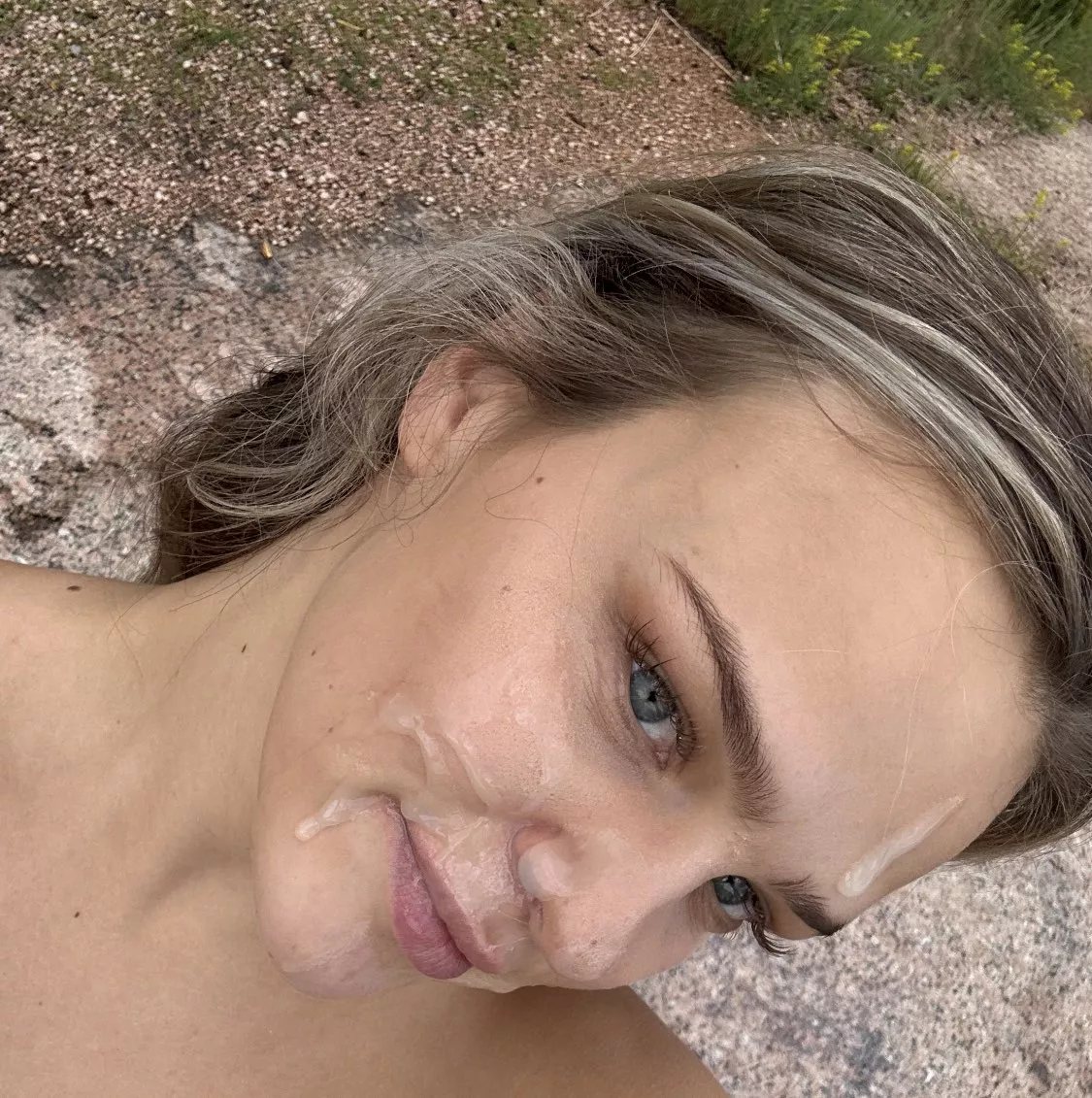 venessasbutt posted by xCaptain_Mofo