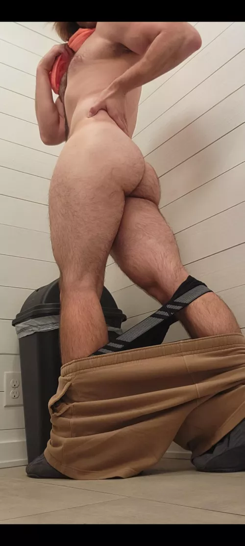 Do you like my hairy ass? ;) by straightguy200