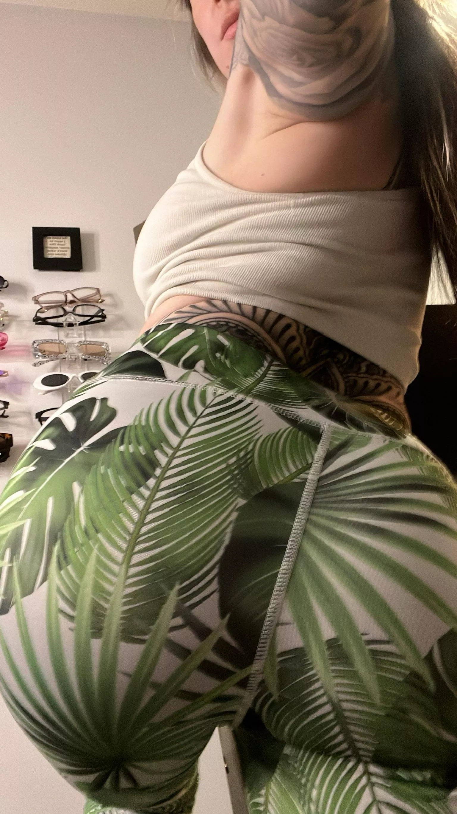 Floral print brightens my day :) posted by Ok-Zookeepergame102