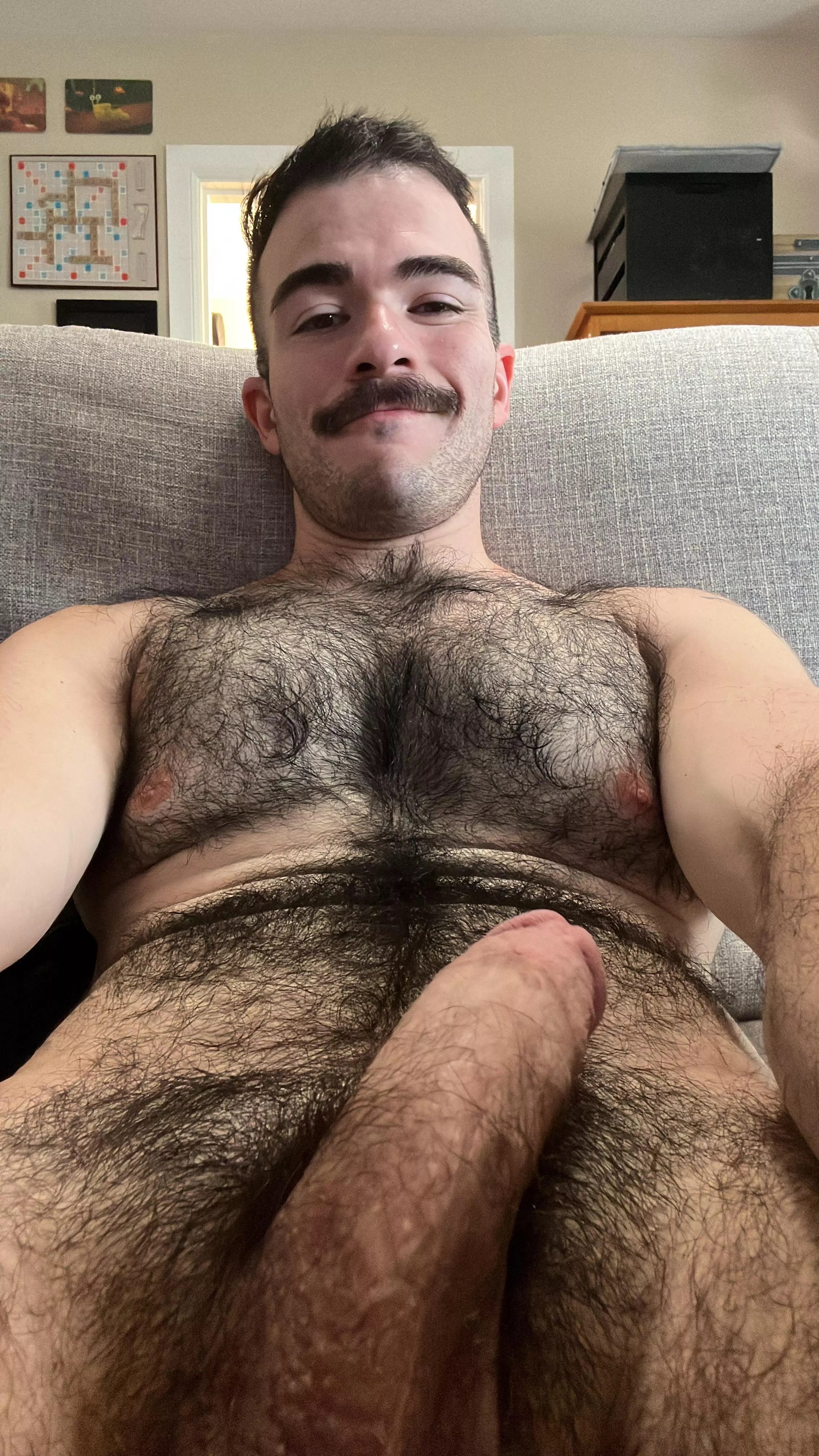 Gay otter posted by AdjectiveOtter