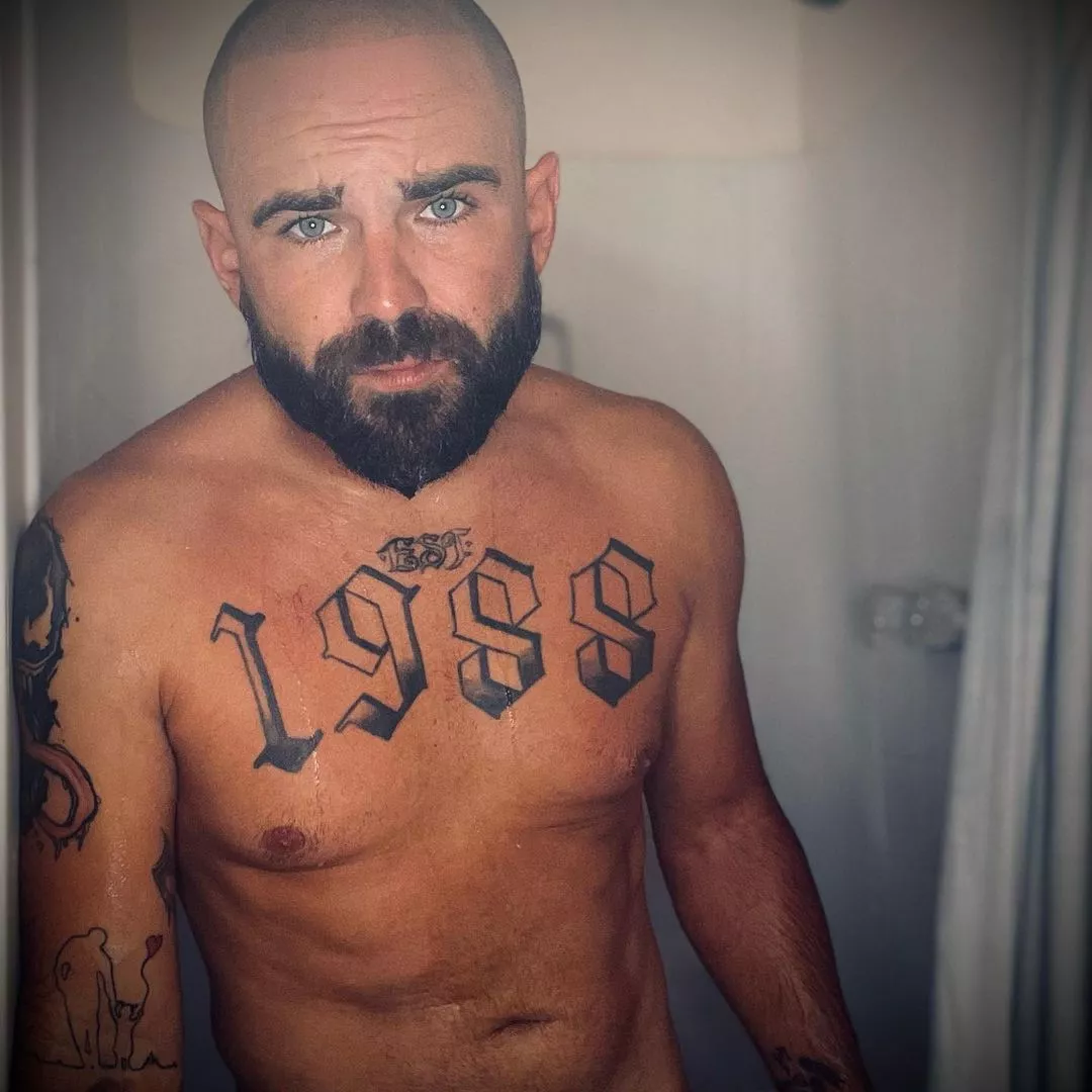 How are you still single? posted by sexypantsa_