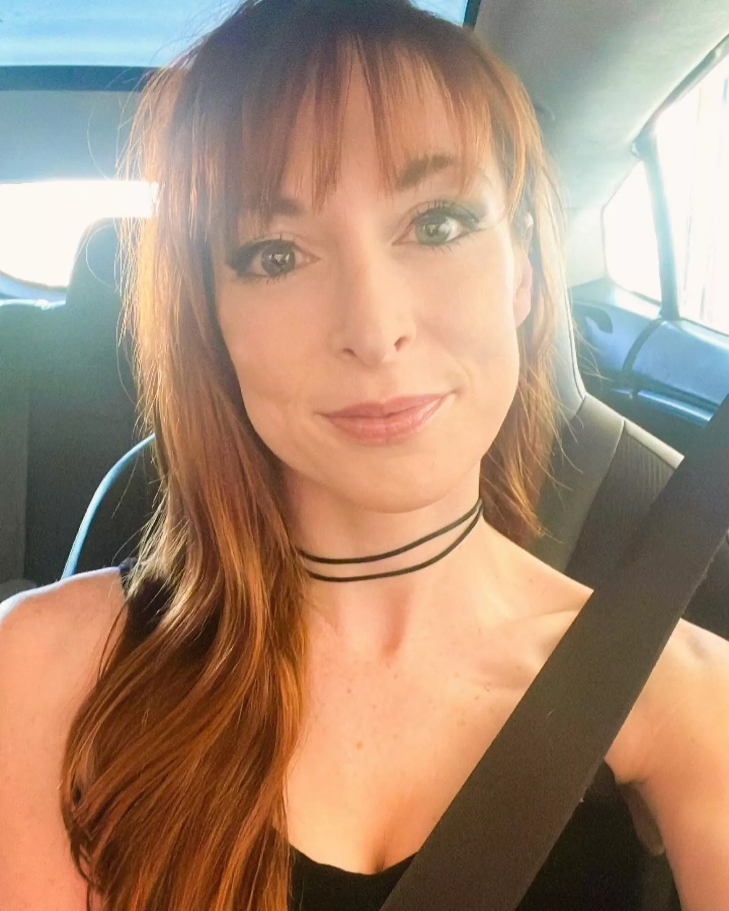 Lisa Foiles posted by vshin1688