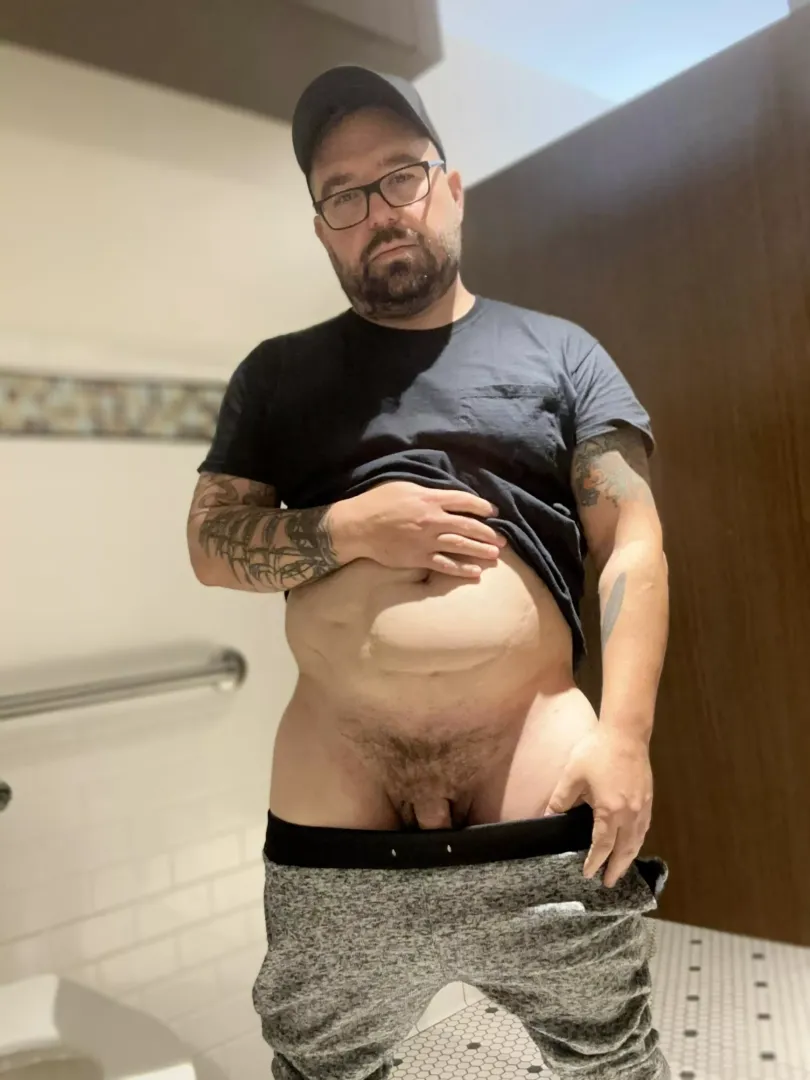Meet me in the bathroom boy posted by Abstract_Engineer
