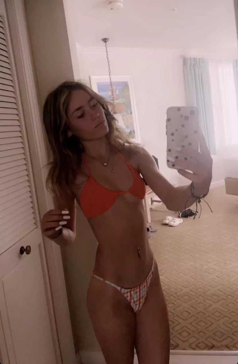 Petite bikini posted by Weakness-Valuable