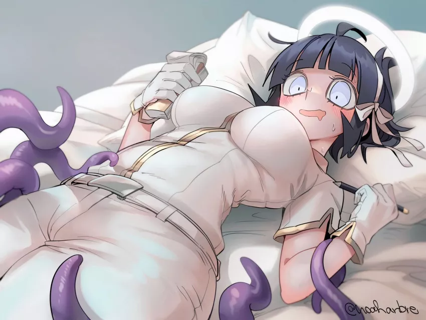 Watching them creep up on me posted by Handsinmyblouse