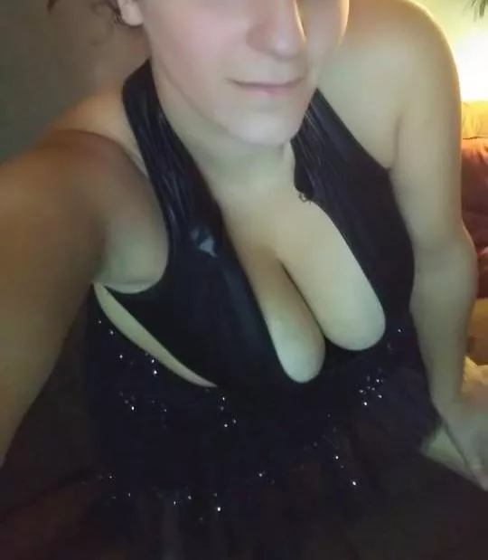 Anything else I can do for you, sir? posted by alwaysinthenude