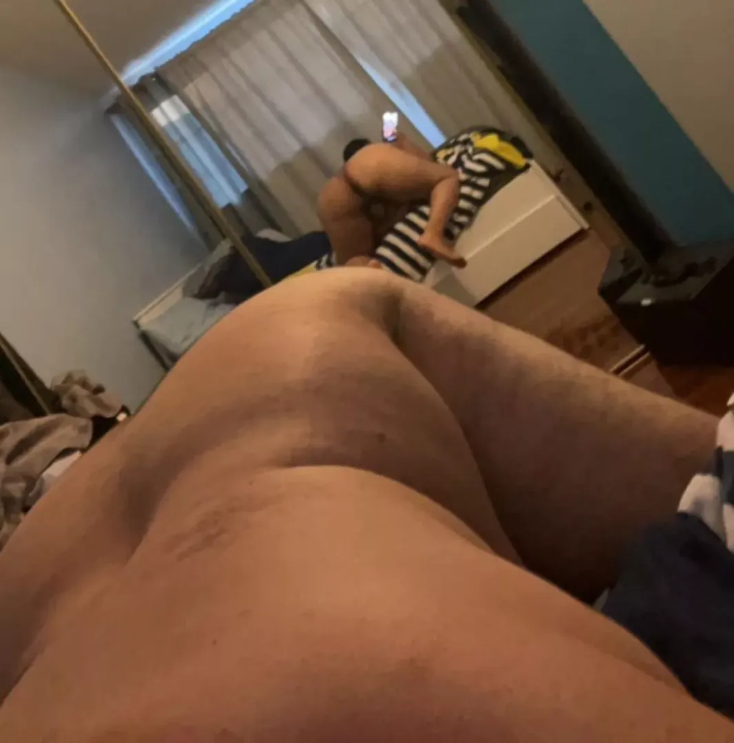 Bitch boy bttm looking for tops (25, cali, Latino) posted by gayassbo