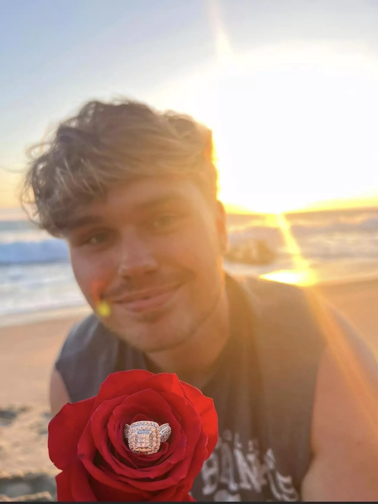 Hey! posted by iconic_jordd