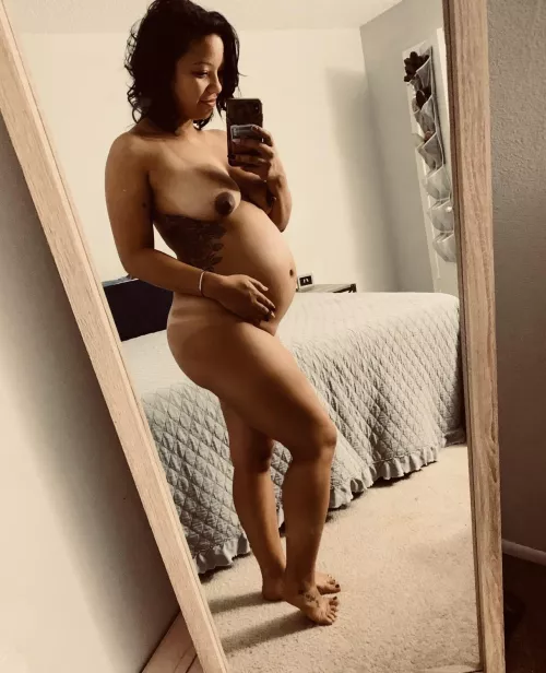 How do you feel about tan lines?😈 by prettypregnant4