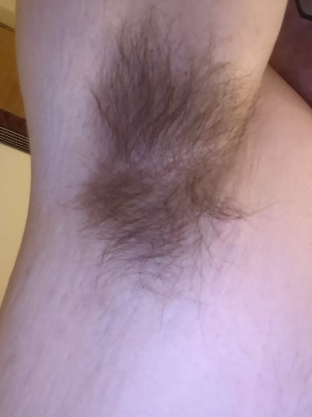 My hairy smelly pit posted by Odd-Hall9974