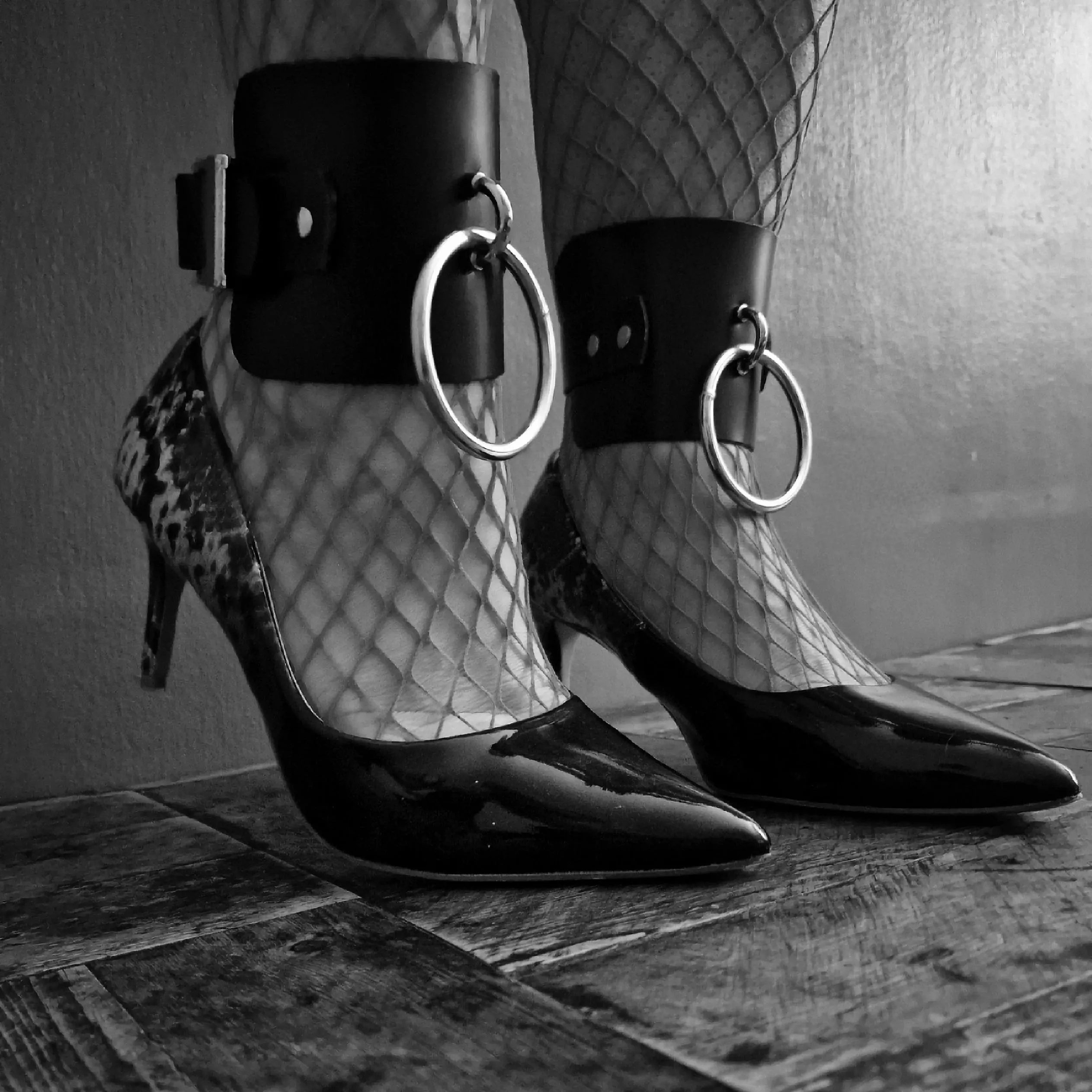 New heels and cuffs posted by bdingb
