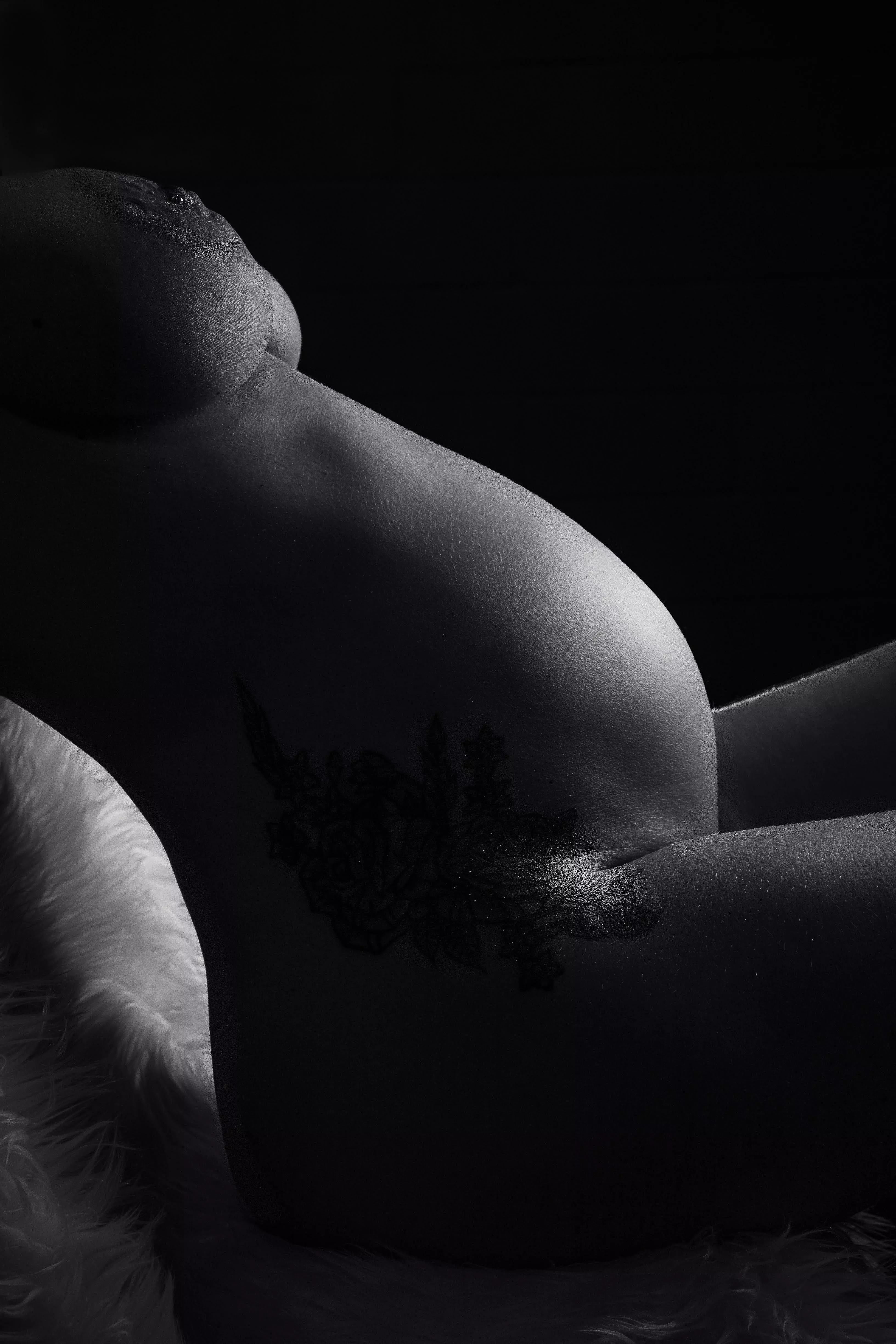 Pregnancy art. posted by Meghan_Knight