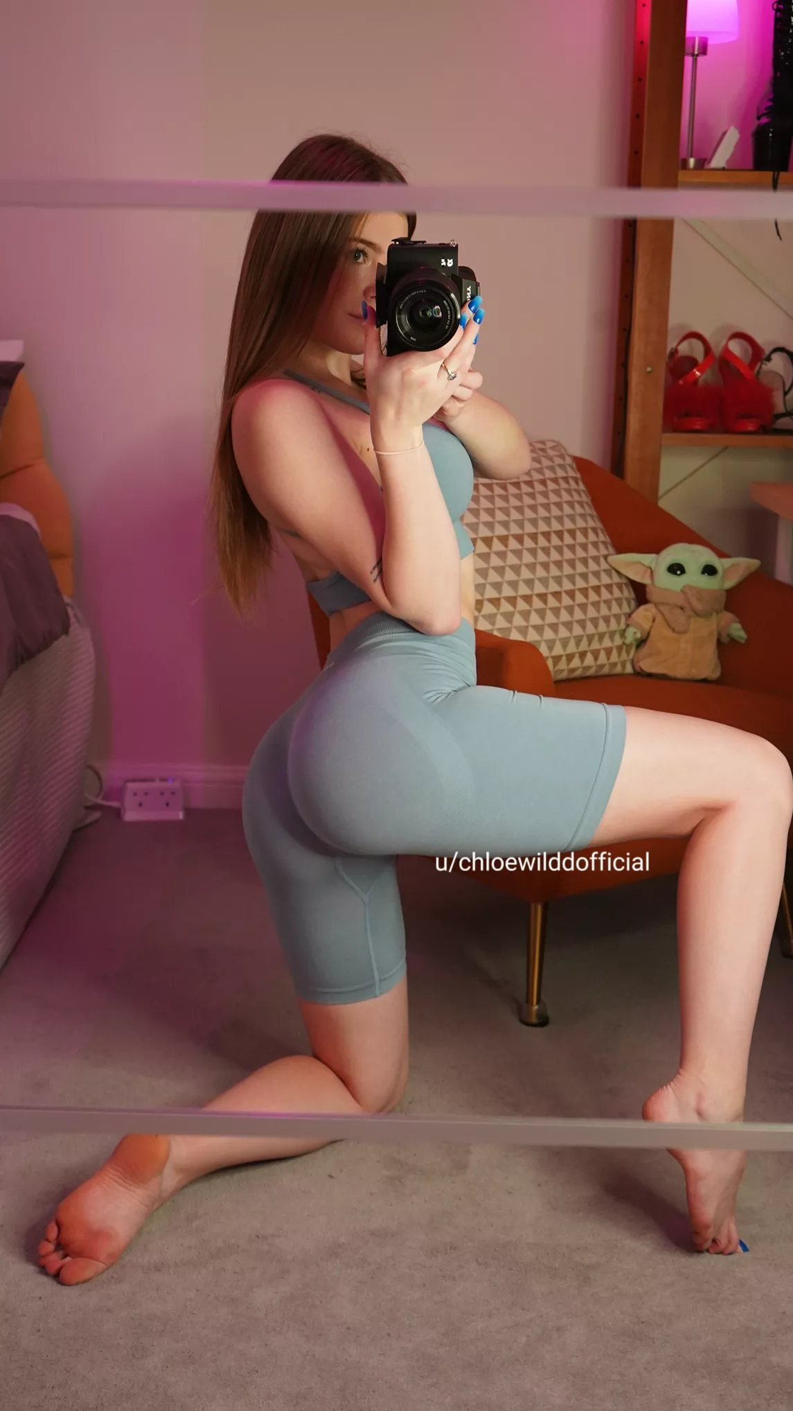 Smack it please posted by chloewilddofficial