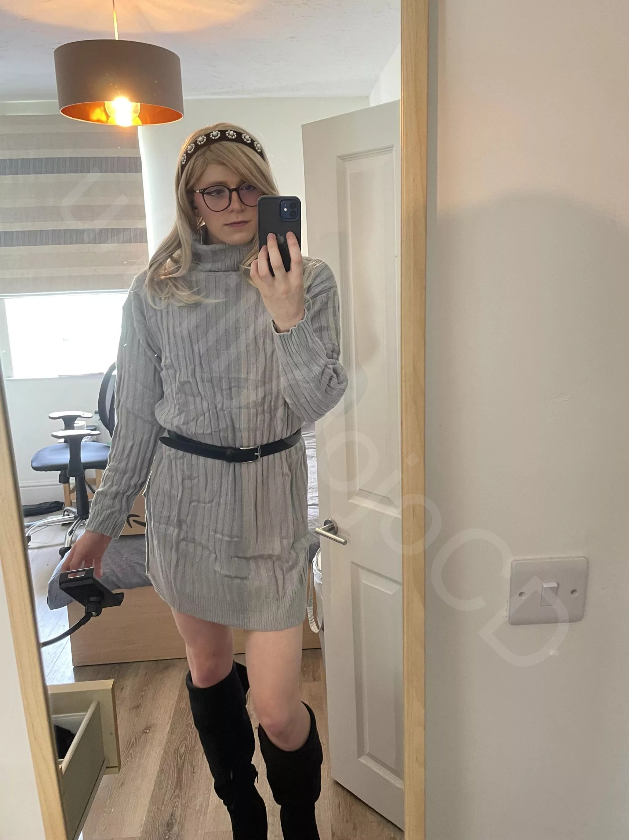 Who doesn’t love some long legs 💁🏼‍♀️😘 posted by BillyJojoCD