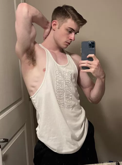 You like a good pit shot? by joeclubkid