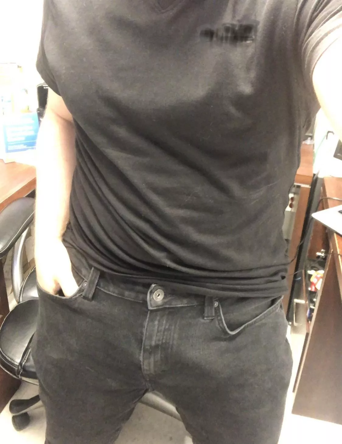 Apparently I’m a topic of conversation at work. posted by 2HandJoystick