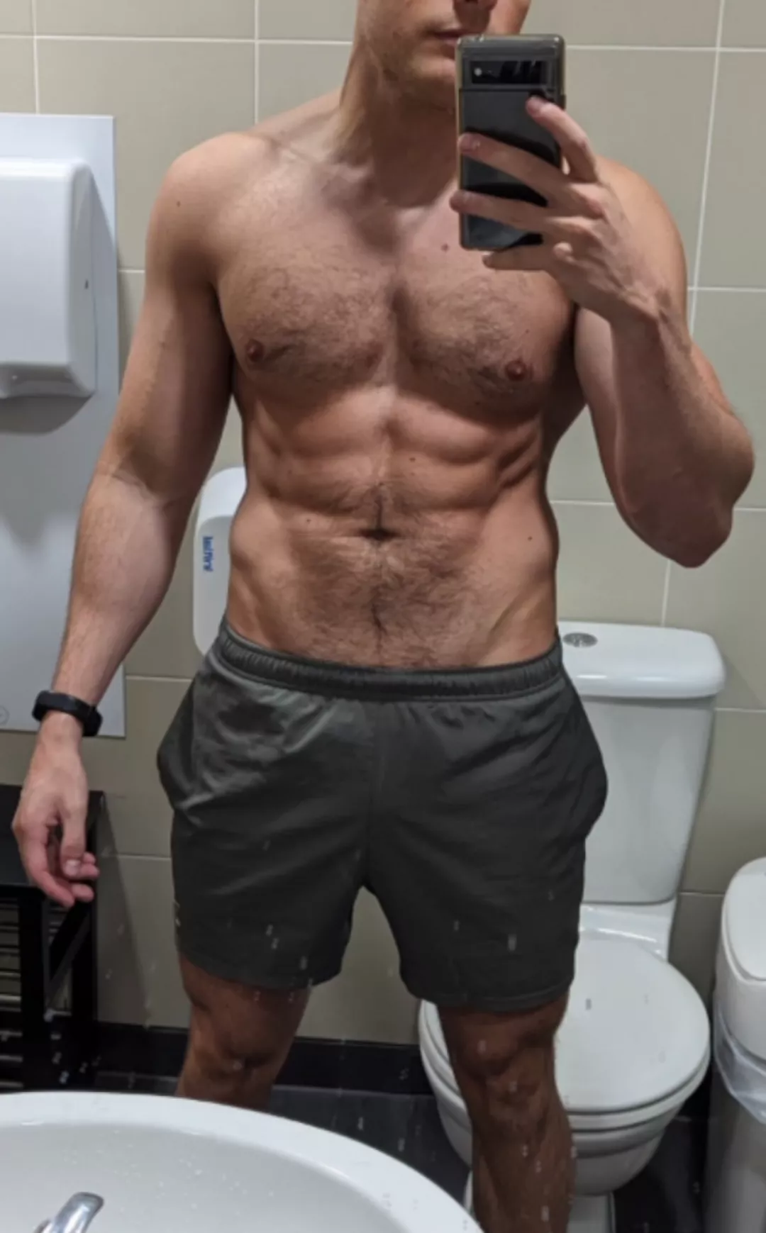 GF dumped me so been working out hard [M] posted by Wellhungmoose247