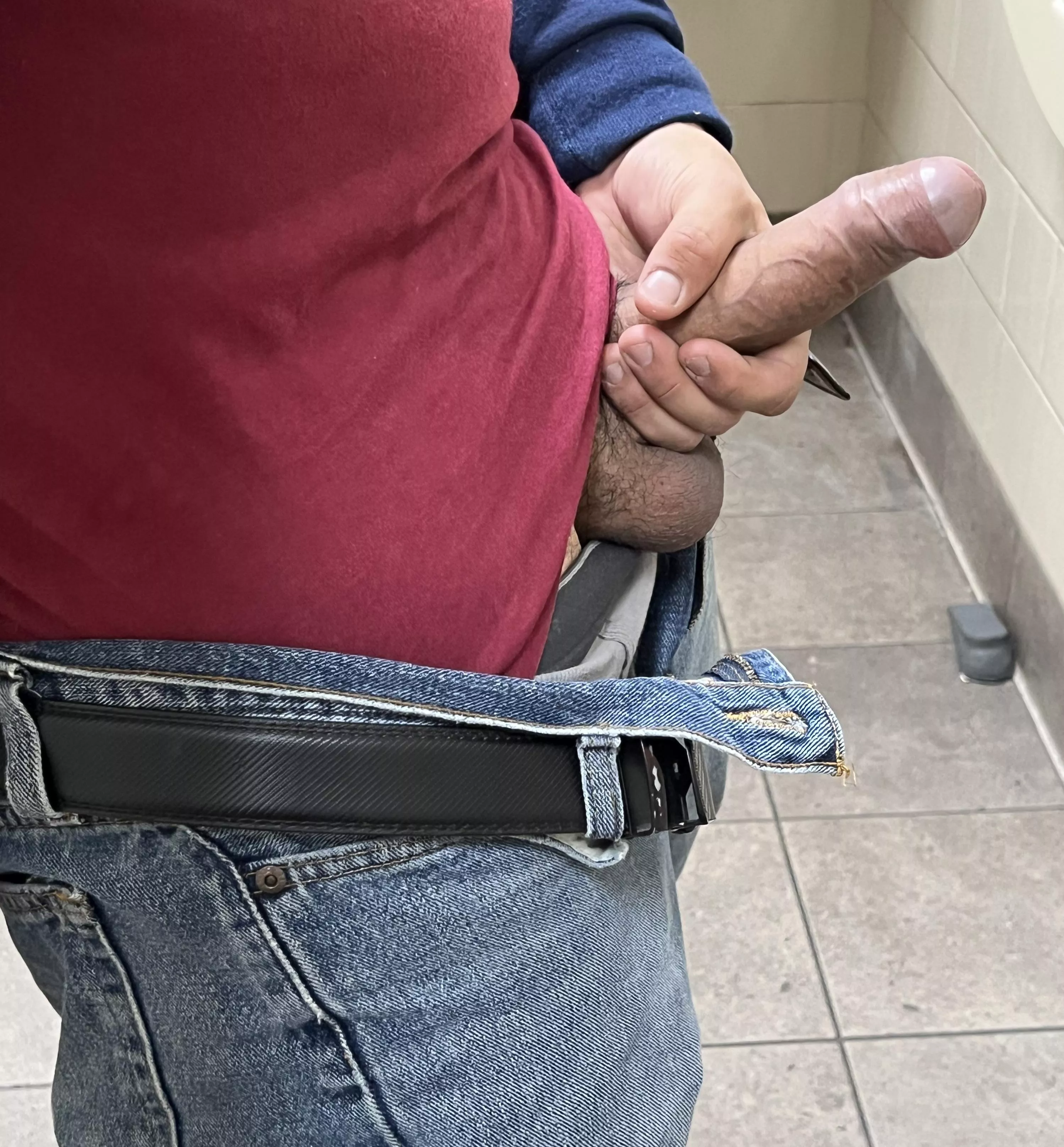 Good morning, hope y’all have a good day;)) posted by Kk7559