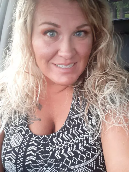 Good morning y'all. It's was a curly hair morning. by pnkldy0205