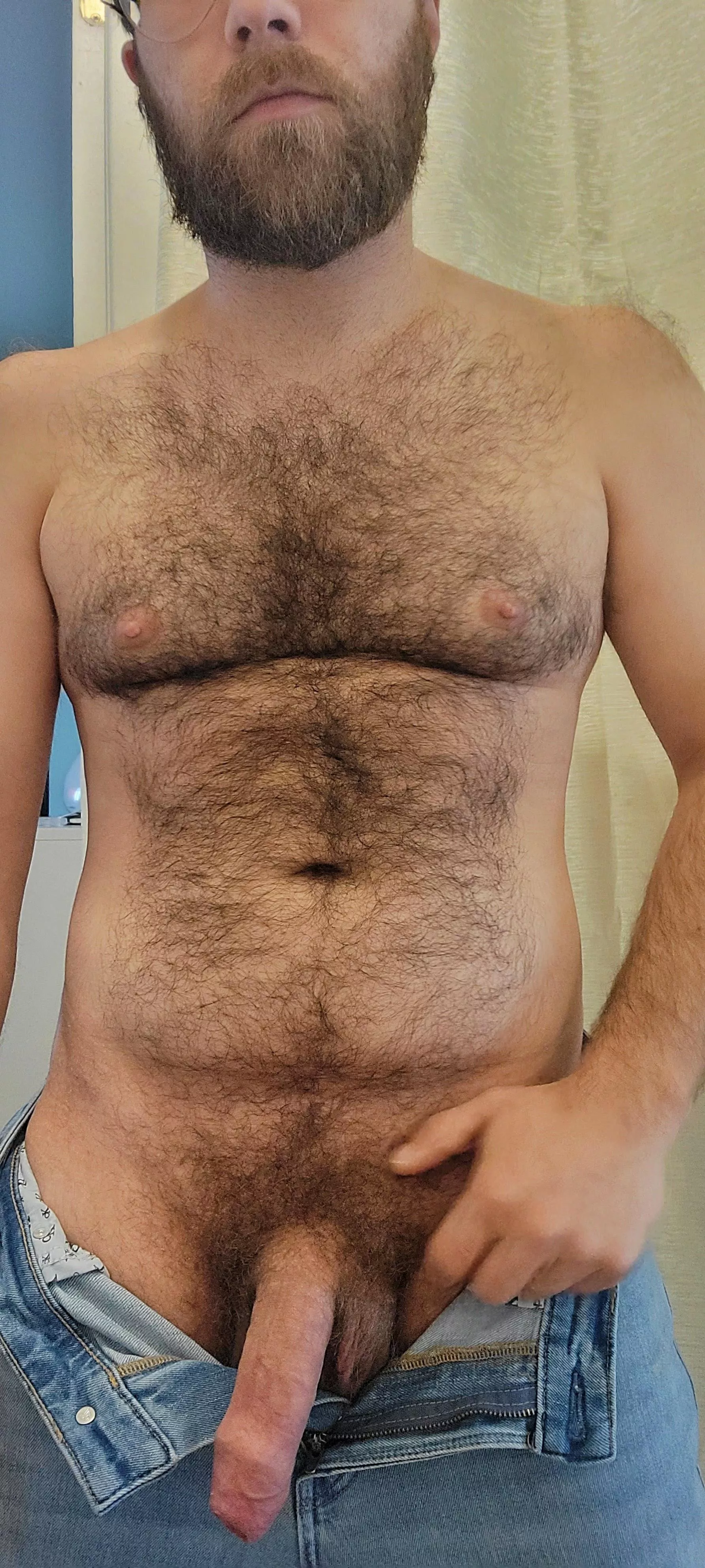 Hope youre having a great day ! posted by hairyMtl