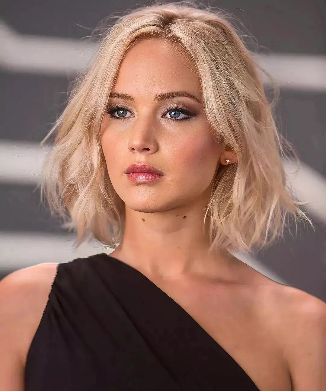 Jennifer Lawrence posted by chuboi991